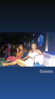 Lili Reinhart feet photo thumbnail