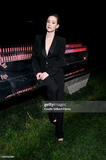 Lili Reinhart feet photo thumbnail
