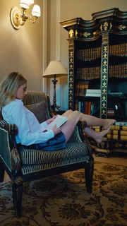 Lili Reinhart feet photo thumbnail