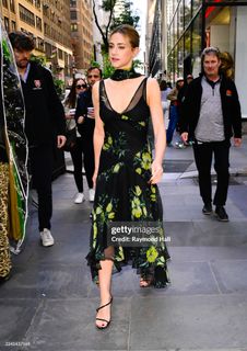 Lili Reinhart feet photo thumbnail