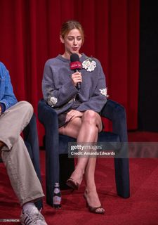 Lili Reinhart feet photo thumbnail
