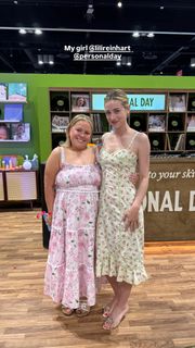 Lili Reinhart feet photo 16