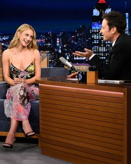 Lili Reinhart feet photo 17
