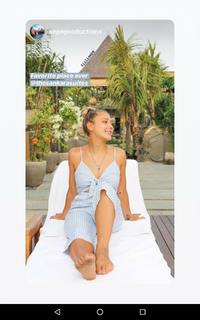 Lili Sepe feet photo 8
