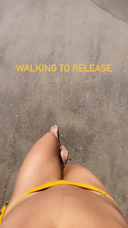 Lili Sepe feet photo 5