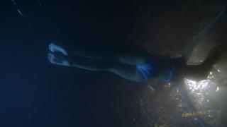 Lili Simmons feet photo thumbnail