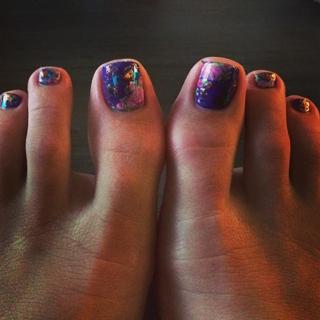 Lili Simmons feet photo thumbnail