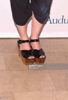 Lili Taylor feet photo 6