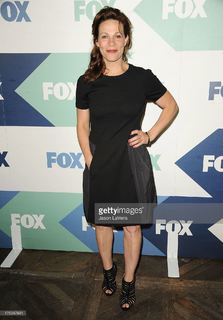 Lili Taylor feet photo 1