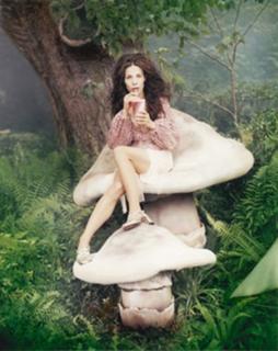 Lili Taylor feet photo 6