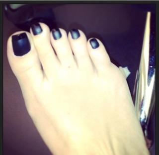 Lilia Al Atrash feet photo thumbnail