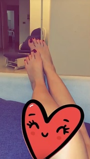 Lilia Al Atrash feet photo thumbnail