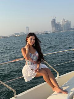 Lilia Al Atrash feet photo 4