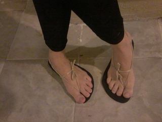 Lilia Lemoine feet photo 5