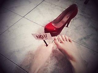Lilia Lemoine feet photo 3