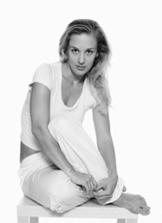 Lilian Klebow feet photo 3