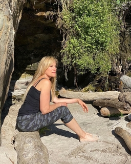 Lilián García feet photo thumbnail