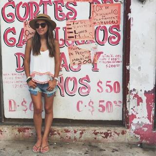 Lilliana Vazquez feet photo 6