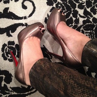Lilliana Vazquez feet photo 11