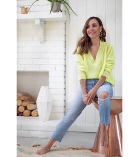 Lilliana Vazquez feet photo 7