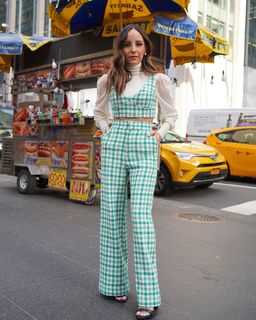 Lilliana Vazquez feet photo 2