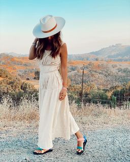 Lilliana Vazquez feet photo 18