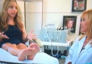 Lilliana Vazquez feet photo 3