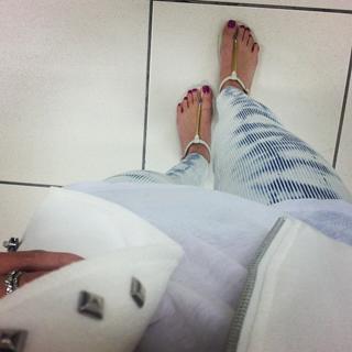 Lilliana Vazquez feet photo 4