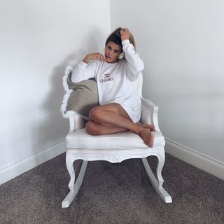 Lillie Gregg feet photo 3