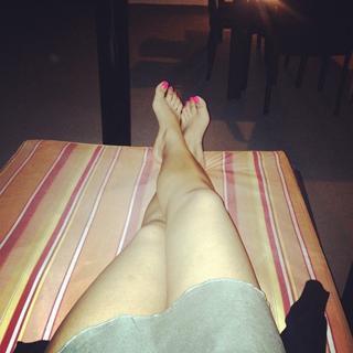 Lilly Singh feet photo thumbnail