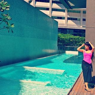 Lilly Singh feet photo thumbnail