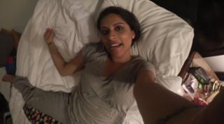 Lilly Singh feet photo thumbnail