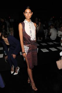 Lily Aldridge feet photo thumbnail