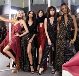 Lily Aldridge feet photo thumbnail