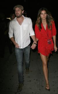 Lily Aldridge feet photo thumbnail