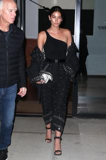 Lily Aldridge feet photo thumbnail