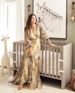 Lily Aldridge feet photo thumbnail