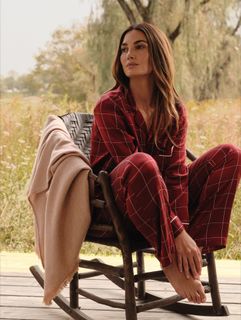 Lily Aldridge feet photo thumbnail
