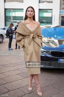 Lily Aldridge feet photo thumbnail