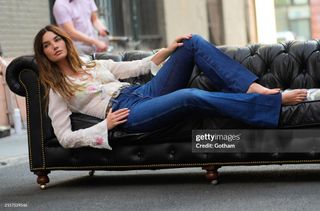 Lily Aldridge feet photo thumbnail