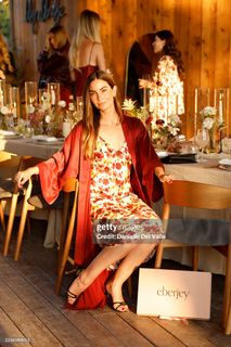 Lily Aldridge feet photo thumbnail