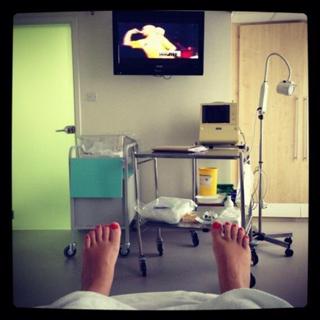 Lily Allen feet photo thumbnail