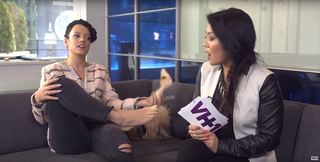 Lily Allen feet photo thumbnail