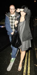Lily Allen feet photo thumbnail