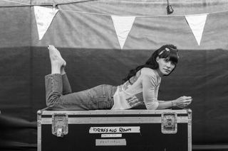 Lily Allen feet photo 4