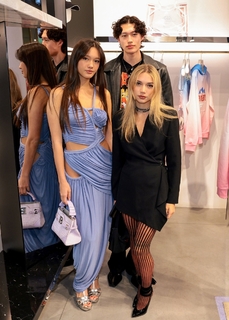 Lily Chee feet photo thumbnail