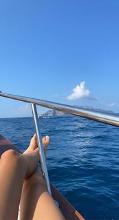 Lily Chee feet photo thumbnail