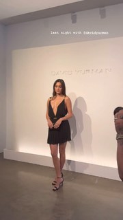 Lily Chee feet photo thumbnail