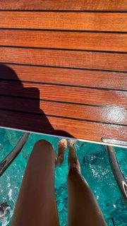 Lily Chee feet photo thumbnail