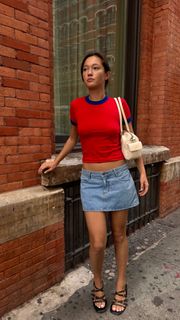 Lily Chee feet photo thumbnail